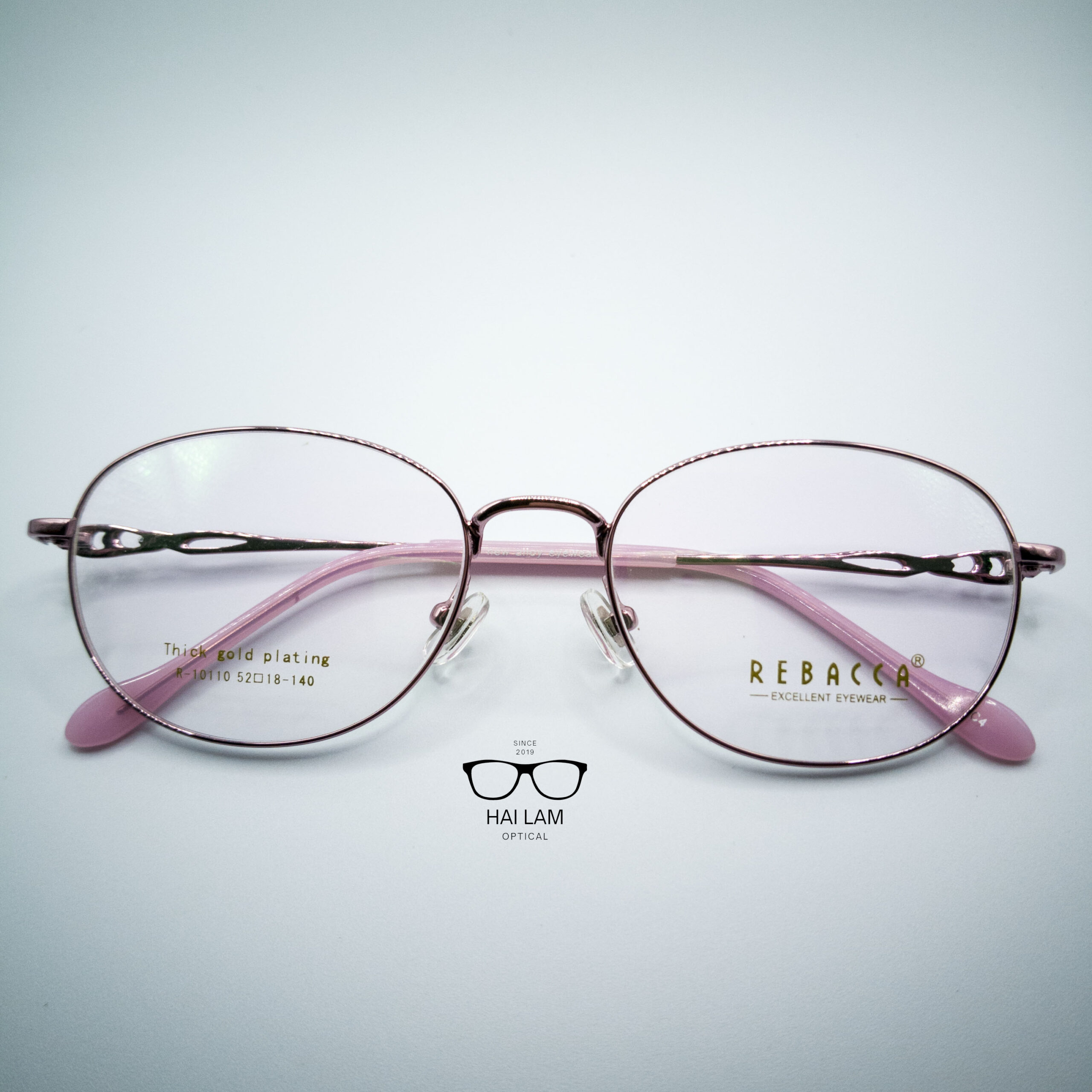 Kính đọc sách cho nữ giới trung niên - dòng nhập Châu ÂU.