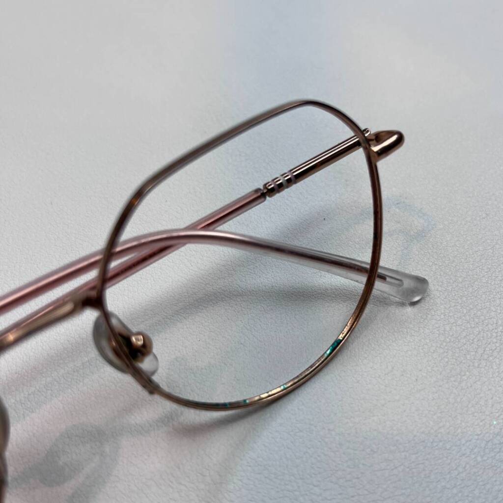 gong-kinh-lao-bi-ri-seat