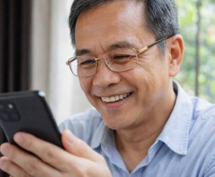 kinh-lao-mat-thuy-tinh-duc